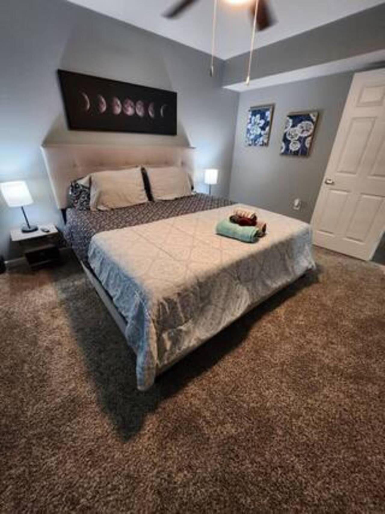 Blue Shark *B501* @ Medical Center 1Br Modern King Apartment With Private Patio Houston Exterior photo